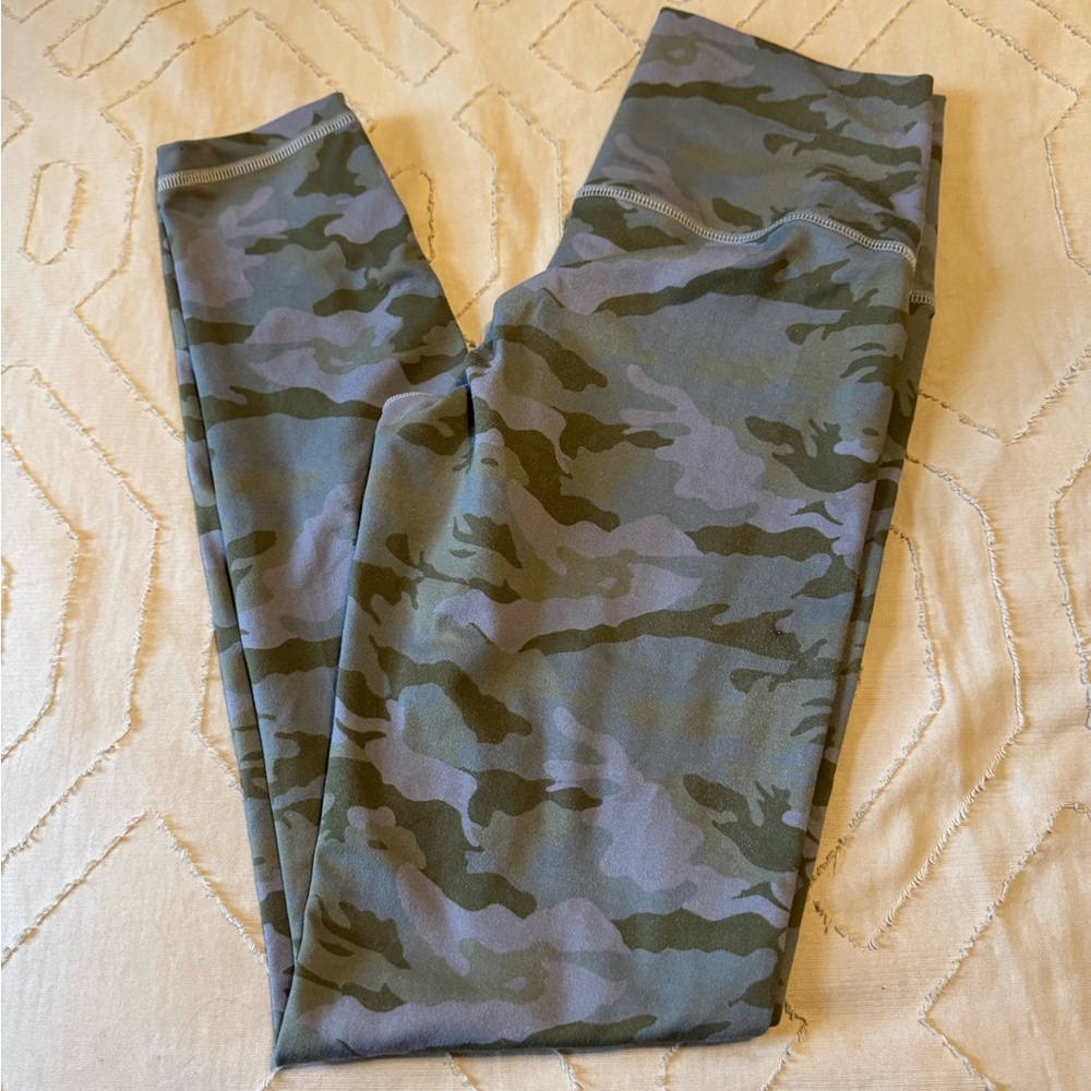 Fleo Camouflage Leggings - Green and Gray